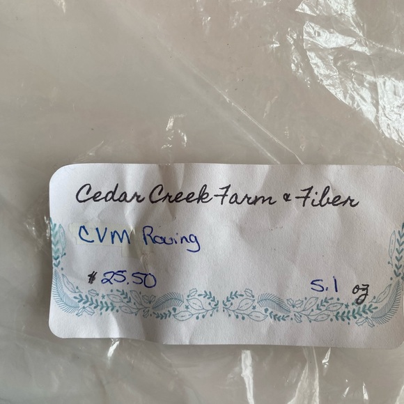 Cedar Creek Farm & Fiber -CVM Roving. - Picture 3 of 3